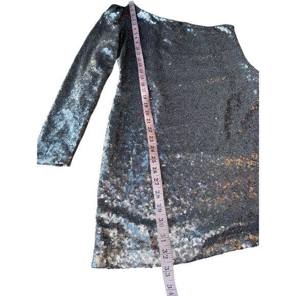 Highline Collective One Shoulder Silver Sequined One shoulder Cocktail Dress - Picture 8 of 9